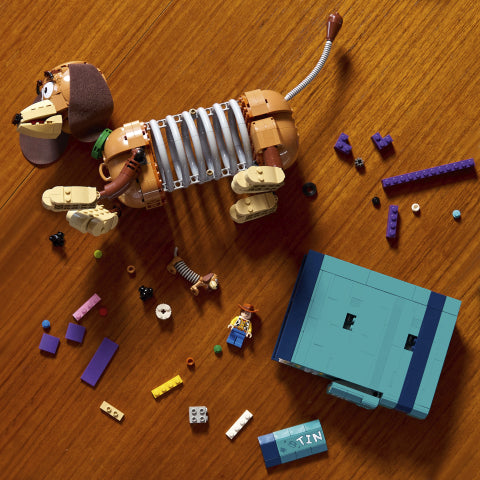 LEGO® (43301) Toy Story Slinky Dog Bookends