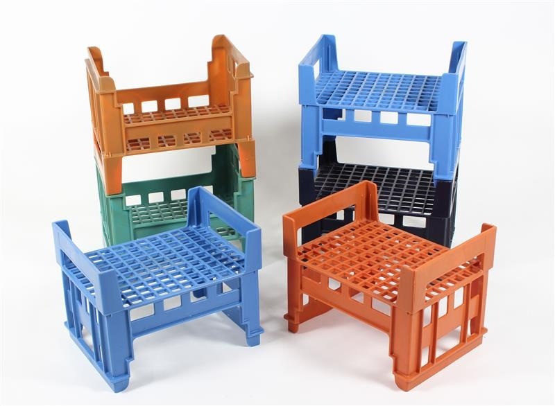 12 Plastic Carry Crates - Role Play, Kitchen, Storage, Learning SPACE