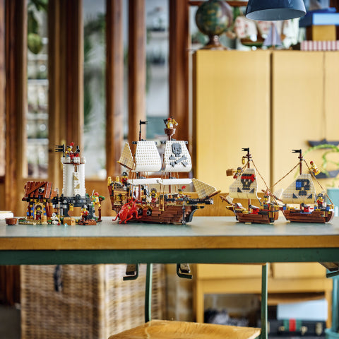 LEGO® Creator (31387) 3-In-1 Iconic Pirate Ship