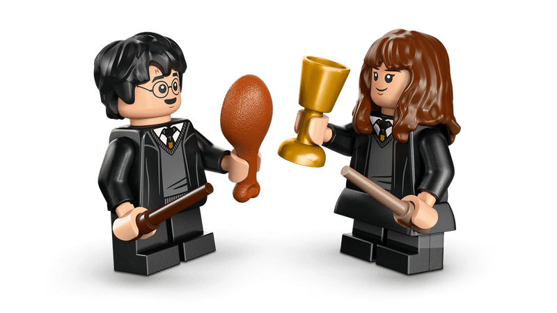 LEGO® (76460) Harry Potter™ Hogwarts™ Castle: Sorting Hat™ Ceremony