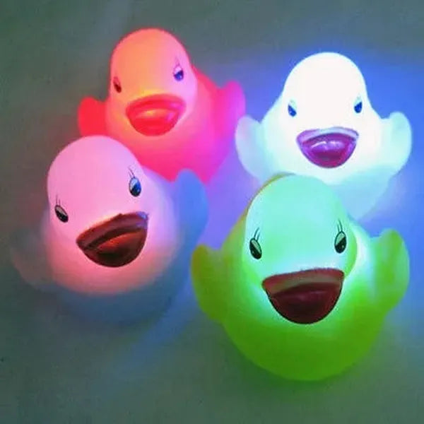 Flashing Duck Family - Set of 4, Learning SPACE