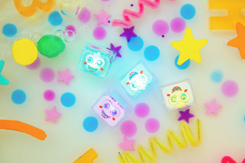 Glo Pals Light up Sensory Cubes - 4 Pack, Learning SPACE