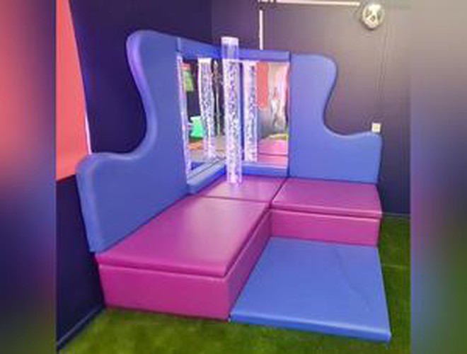 Giant Softplay Corner with Mirrors, Bubble Tube and Fibre Optics, Tables & Desks Learning SPACE