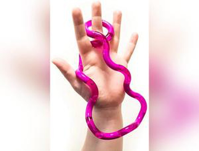 Giant Tangle® Palm: Twist, Fidget, and Relax!, Stress Relief Toys Learning SPACE