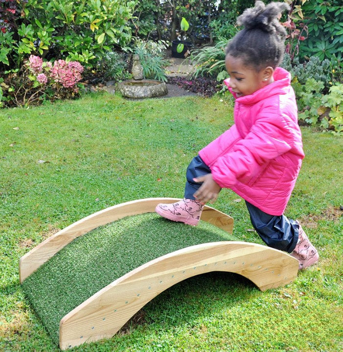 Grass Bridge, Learning SPACE