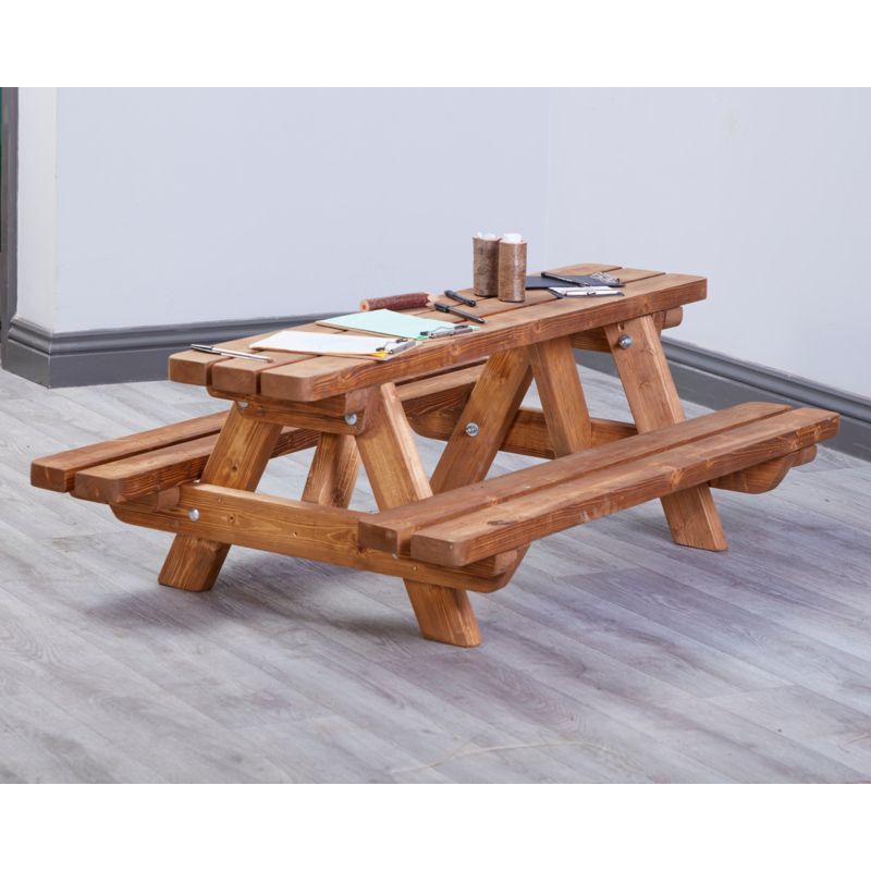 Low Beefy Picnic Table, Learning SPACE