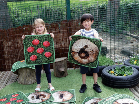 Natural World Counting Indoor/Outdoor 35 Mini Placement Carpets with holdall, Learning SPACE