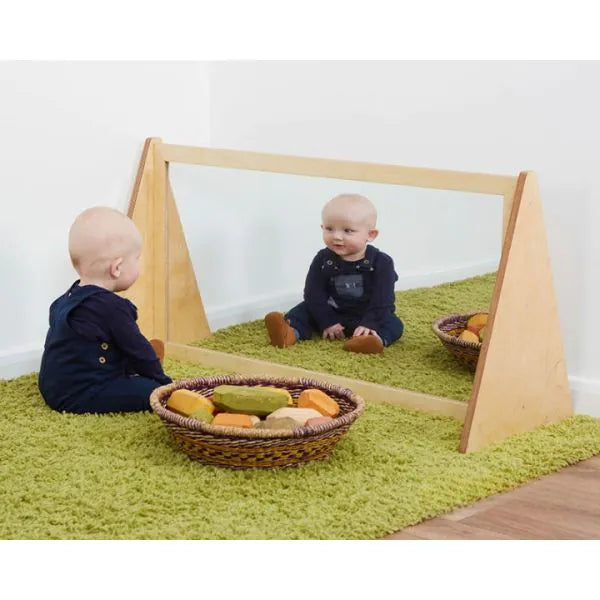 Sit At Mirror Divider, Learning SPACE