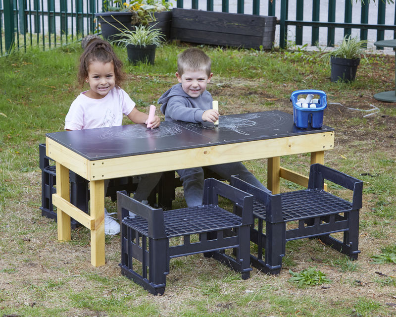 Slim H Crate Chalk Table + 4 H Crates, Learning SPACE