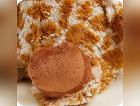 Warmies® Giraffe | Heatable Sensory Toy for Comfort-Stuffed Toys-ADD/ADHD,AllSensory,Baby Sensory Toys,Calming & Anxiety,Calming and Relaxation,Christmas,Comfort Toys,Core Range,Games & Toys,Gifts For 2-3 Years Old,Helps With,Interoception,Plush,Sensory Processing Disorder,Sensory Seeking,Sensory Smells,Stock,Teen Sensory Weighted & Deep Pressure,Toys for Anxiety,Warmies,Weighted & Deep Pressure-Learning SPACE