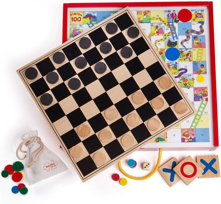 Wooden Games Compendium: Snakes & Ladders, Draughts & More, Learning SPACE
