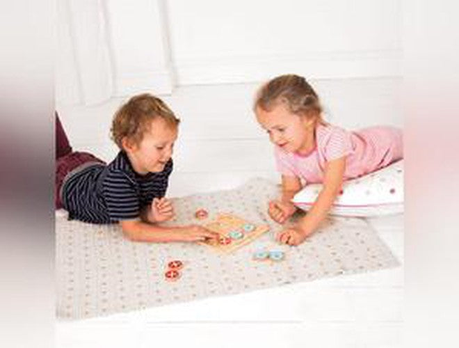 Wooden Noughts and Crosses Game – Classic Tic Tac Toe Set, Board Games Learning SPACE