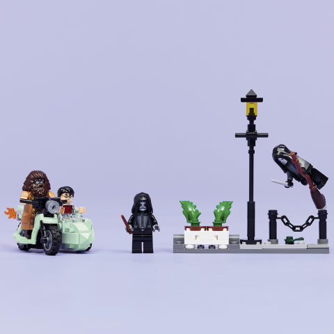 LEGO® (76459) Hagrid™ & Harry's Privet Drive Escape